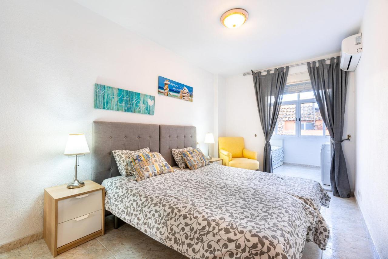 Maritimo Fuengirola - Beach Apartment First Line Экстерьер фото