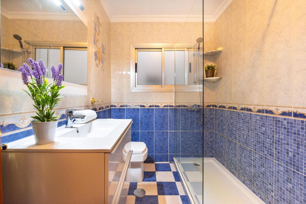Maritimo Fuengirola - Beach Apartment First Line Экстерьер фото