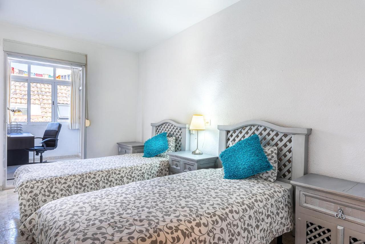 Maritimo Fuengirola - Beach Apartment First Line Экстерьер фото